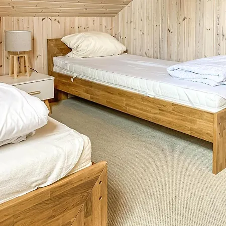 Amazing In With Sauna, Wifi And 3 Bedrooms *